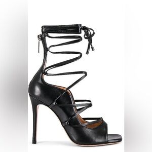 NIB LITA BY CIARA SOLID STRAPPY LEATHER HEEL IN BLACK SIZE 38 EU/ 7.5-8 US